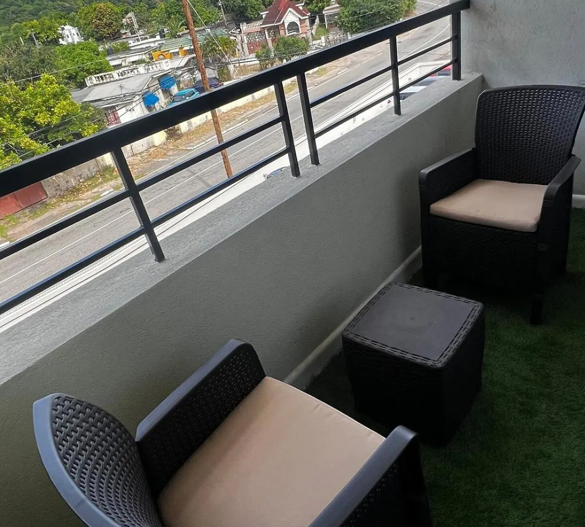 Luxe City Haven At Silverbrook Kingston