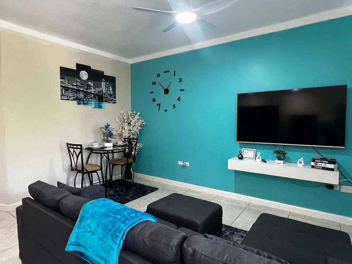 Luxe City Haven At Silverbrook Kingston