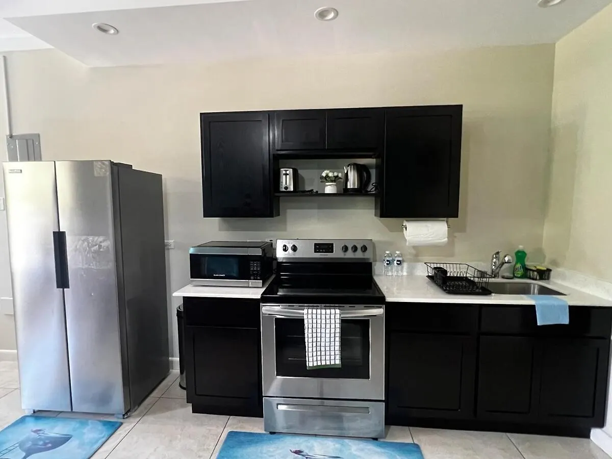 Διαμέρισμα Luxe City Haven At Silverbrook Κίνγκστον Τζαμάικα
